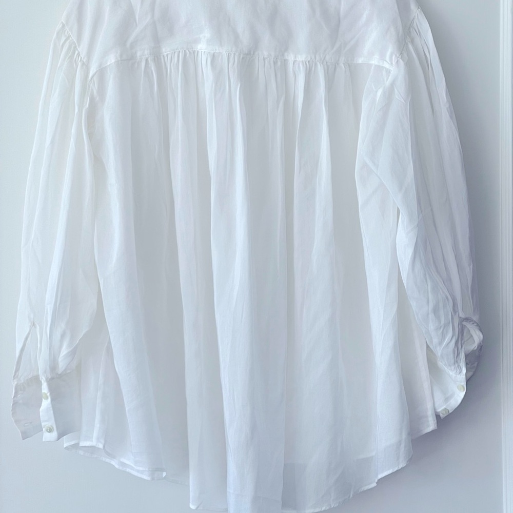 Painter’s shirt semi-sheer